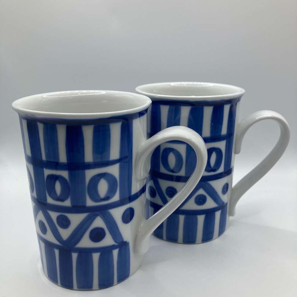 17.  Set of 2 Dansk Arabesque Blue & White  Coffee Mugs Cups